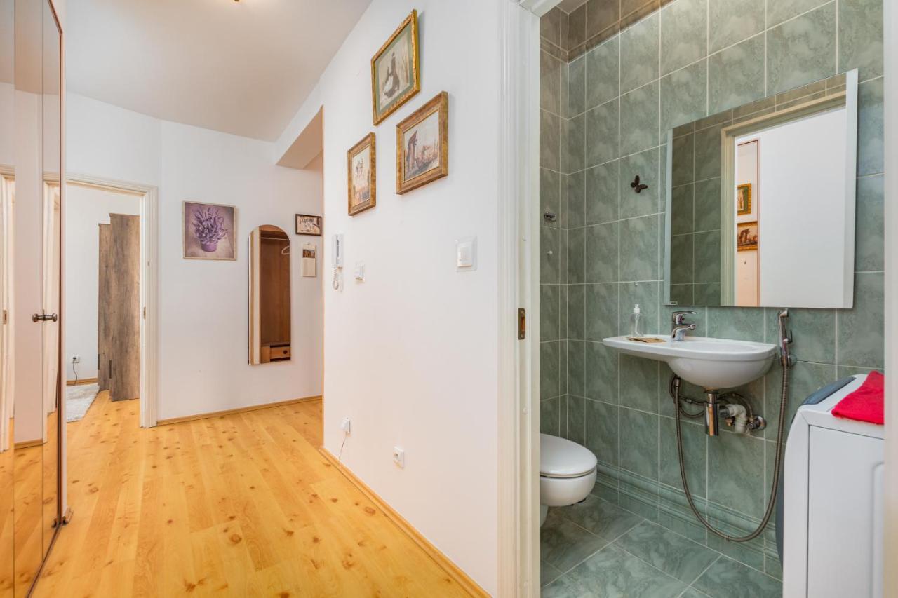 Opaczewska 69 By Homeprime Warsawa Bagian luar foto